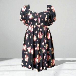 TORRID PLUS  Mini Challis Hook & eye Skull, Rose ,Skater dress Size 2X